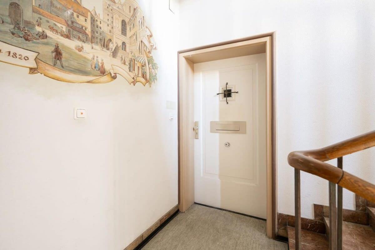 Apartment An Der Theresienwiese Munich Exterior photo